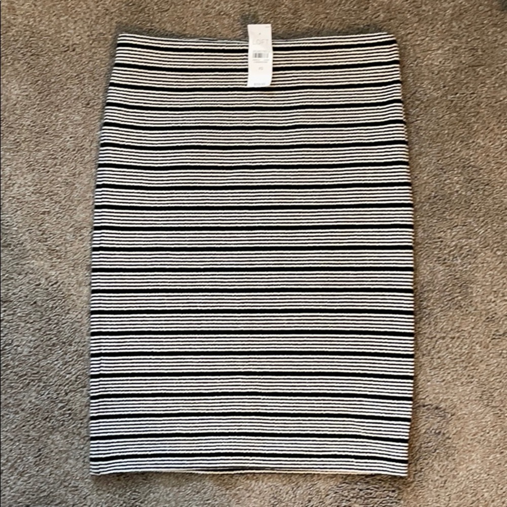 NWT LOFT Pencil Skirt XS